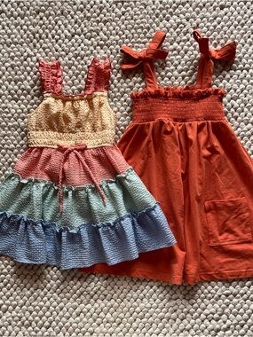Girls' Multicolor Tiered seersucker Sundress & Orange Tie-Strap Dress Set